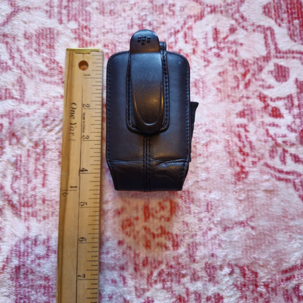 BlackBerry Black Leather Phone Holster
